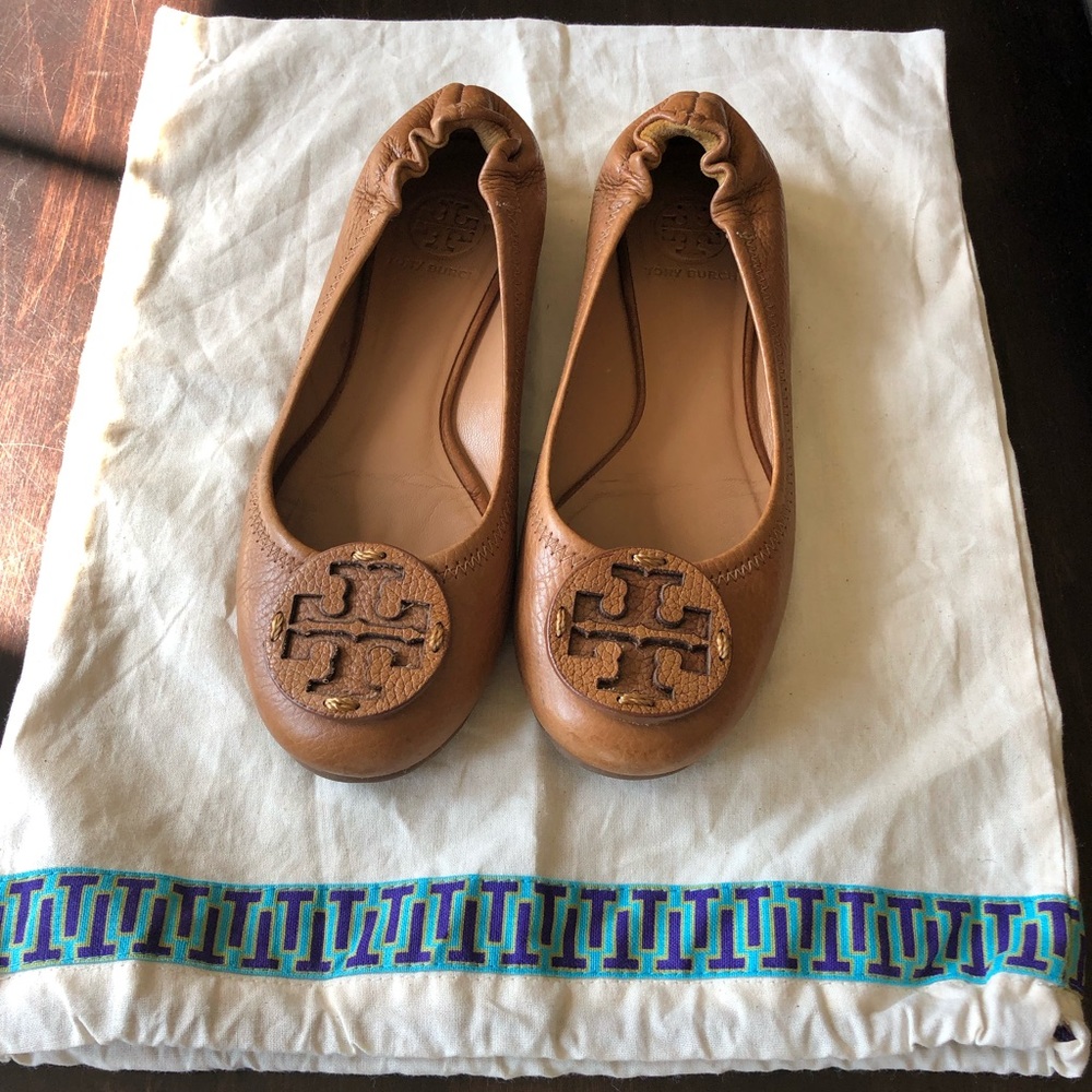 Tory Burch Tan Revas size 6.